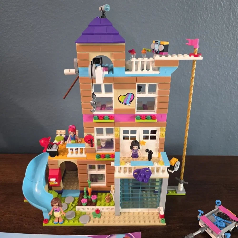 LEGO Friends 41340 Friendship House –  w/Instructions (Retired) READ